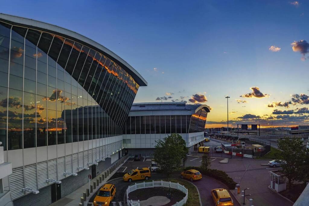 Swj 2Nd - Times Sq, Brooklyn Bridge, Lga In 15 Min Apartment Ню Йорк Екстериор снимка